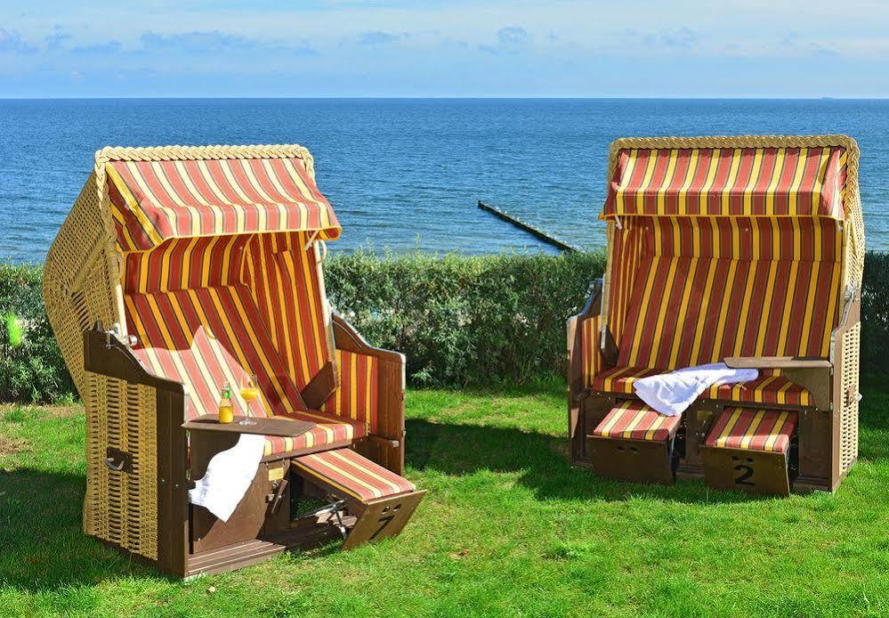 Strandhotel Seerose Kölpinsee Exterior foto